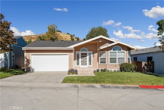 20049 Shadow Island Dr, Santa Clarita, CA 91351