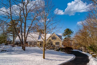 4 Wheelhouse Way, Kittery Point, ME 03905