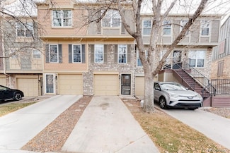 8030 S Columbine Ct, Centennial, CO 80122