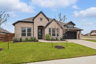 4813 Nomad Dr, Midlothian, TX 76065