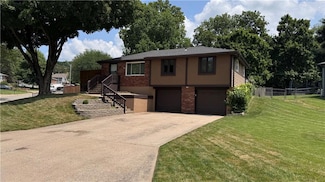 6955 N Liberty St, Kansas City, MO 64118
