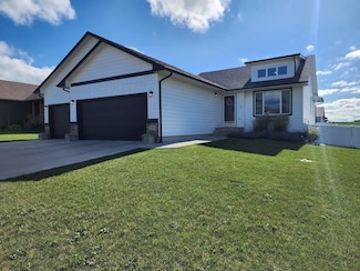 2523 Colton Ave, Yankton, SD 57078