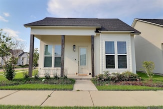 14117 Village Square Ave, Central, LA 70818