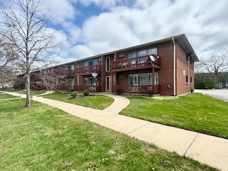 553 N Carroll Pkwy Unit 1D, Glenwood, IL 60425