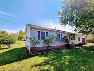 150 Bertha Hill Rd, Maidsville, WV 26541