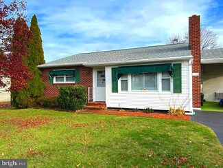 11349 Greenberry Rd, Hagerstown, MD 21740