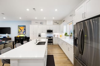 4305 Minori Ct Unit 2, Palm Desert, CA 92260