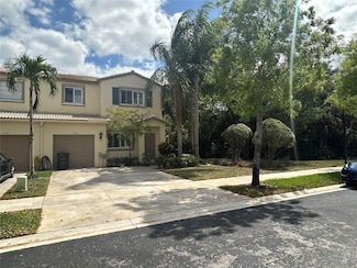 4792 Lago Vista Dr, Coconut Creek, FL 33073