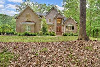 6948 Whispering Oaks Dr, Springfield, TN 37172