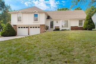 10032 Monrovia St, Lenexa, KS 66215