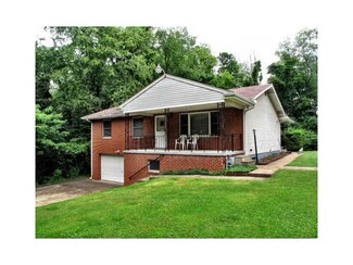 747 School St, Crescent, PA 15046