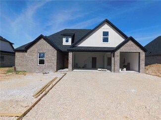 1175 Carrara St, Springdale, AR 72762
