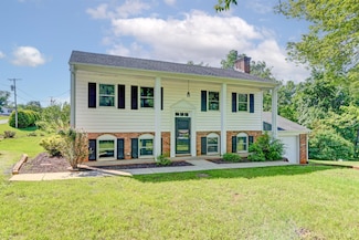 139 Grimes Dr, Madison Heights, VA 24572