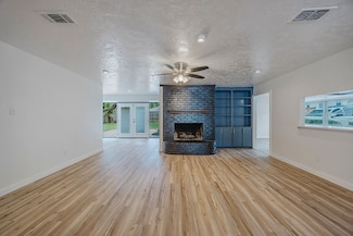 6509 S Hulen St, Fort Worth, TX 76133