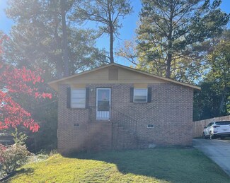 6067 Boeing Dr, Columbus, GA 31909