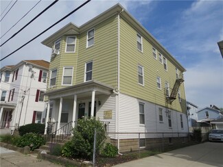 28 Knight St, Central Falls, RI 02863