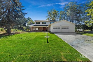 9901 W Stardust Dr, Boise, ID 83709