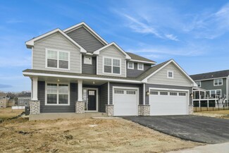 3154 Sugar Maple Dr, Chaska, MN 55318