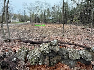 19 Bald Hill Rd, Raymond, NH 03077