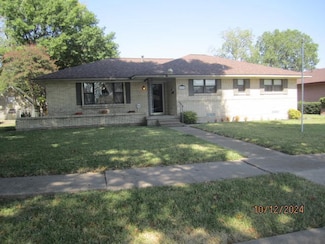 603 Willowood Ln, Lancaster, TX 75134