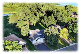 6920 Ximines Ln N, Maple Grove, MN 55369