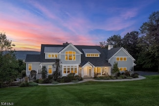 7 Shenandoah Ct, Califon, NJ 07830