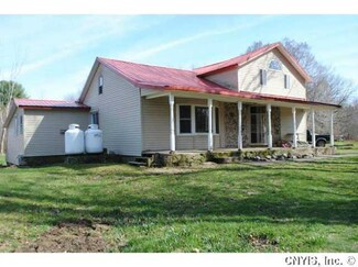 560 Hong Kong Rd, Pulaski, NY 13142