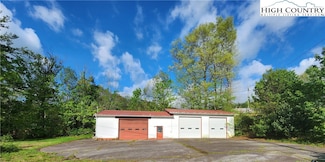 2535 U S Highway 221 N, Jefferson, NC 28640