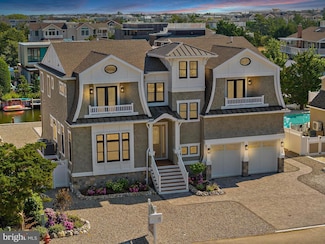24 Beacon Dr, Beach Haven, NJ 08008