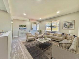 1800 Rainbow Dr, High Ridge, MO 63049