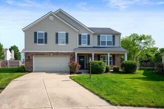 12331 Chiseled Stone Dr, Fishers, IN 46037