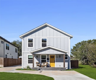 2728 Livingston Ave, Fort Worth, TX 76110