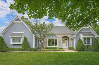 12613 Wenonga Ln, Leawood, KS 66209
