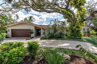 518 Venice Ln, Sarasota, FL 34242