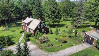25 Wild Meadow Rd, Grafton, NH 03240