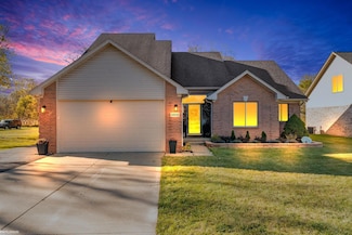 42243 Little Rd, Clinton Township, MI 48036