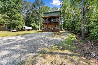 7611 Beachwood Dr, Murrayville, GA 30564