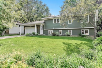 8563 72nd St S, Cottage Grove, MN 55016
