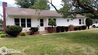 614 N Harrison St, Mediapolis, IA 52637