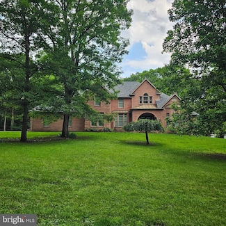 681 Hillcrest Dr, New Creek, WV 26743