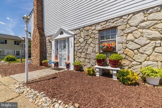 76 Colonial Square, Lindenwold, NJ 08021