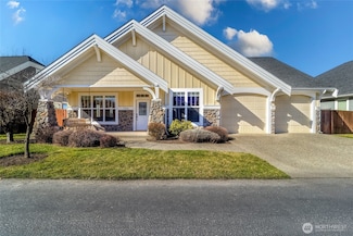 724 SE Swainson Ln, College Place, WA 99324