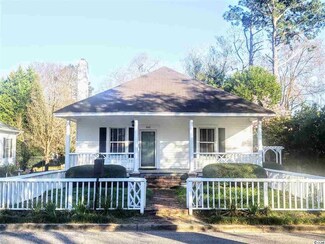 808 Lombardy St, Marion, SC 29571