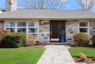 30 Brookway Rd, Providence, RI 02906