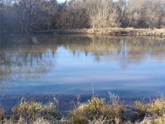 w 1150 Read Rd, Mound City, KS 66056