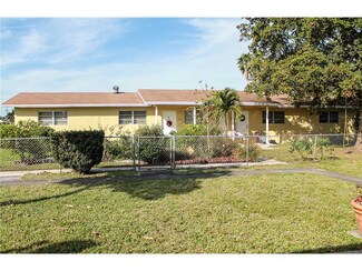 6161 SW 41st Ct, Davie, FL 33314
