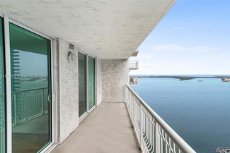 1200 Brickell Bay Dr Unit 3605, Miami, FL 33131