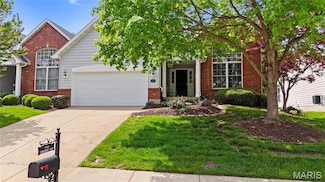 7411 Timberpoint Ct, Fairview Heights, IL 62208