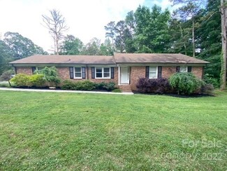 2511 Pine Tops Dr, Monroe, NC 28112