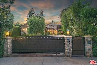 4835 Oak Park Ave, Encino, CA 91316